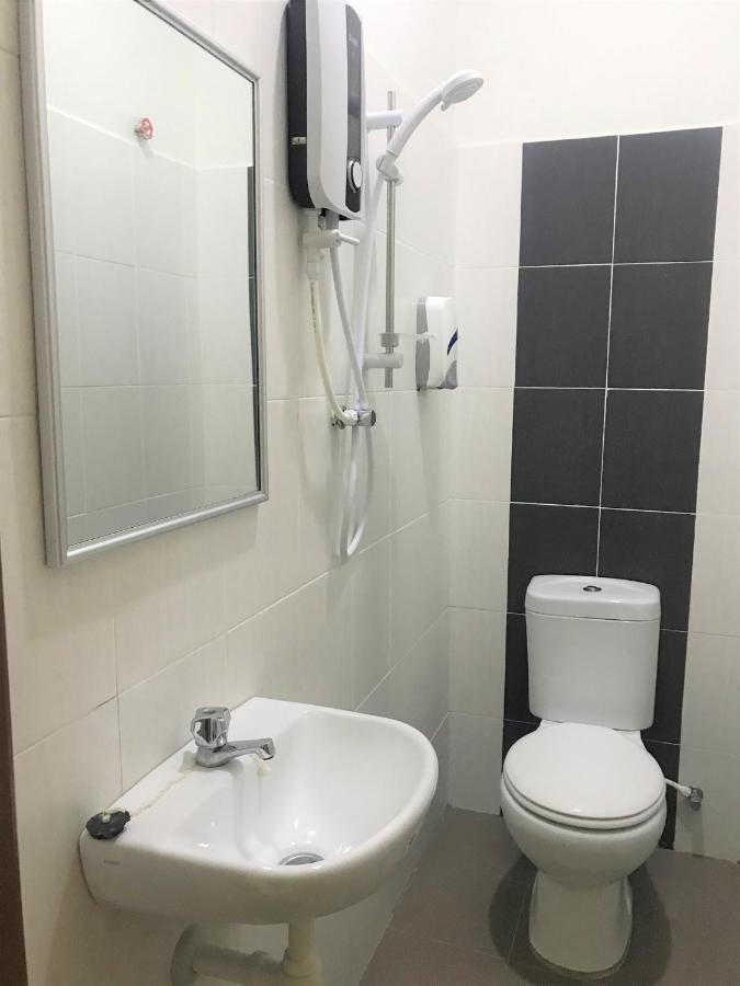 Oyo 90361 Motel Inapan Mahsuri Jitra Zewnętrze zdjęcie